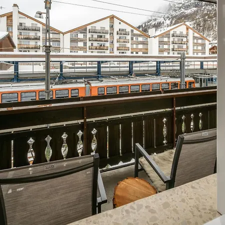 호텔 사라제나 3*