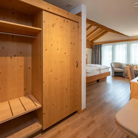 Sarazena Hotell 3*