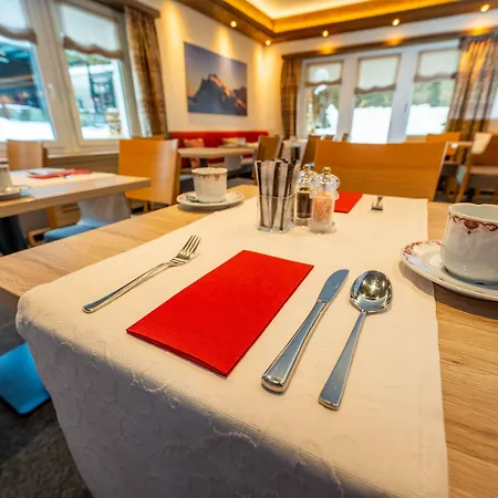 Hotel Sarazena 3*