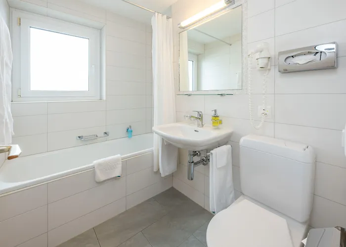 Отель Sarazena 3*